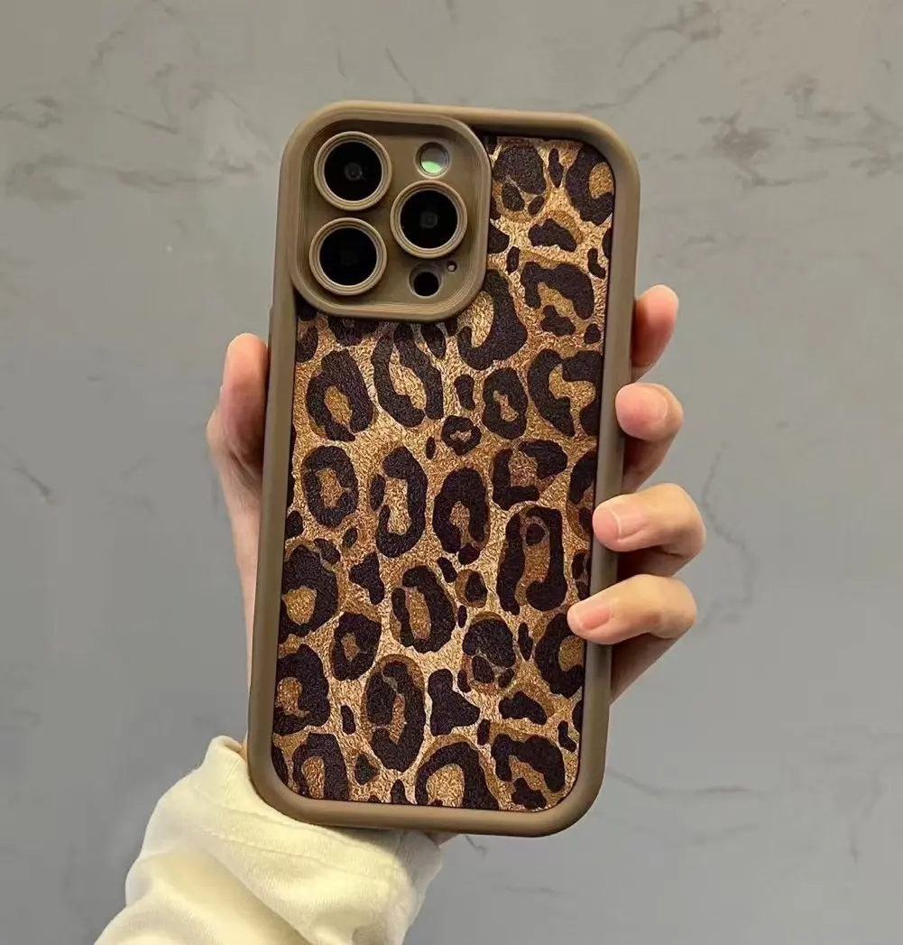 Leopard print Pattern TPU Phone Case comfortable for iPhone E Soft TPU Bumper Drop Protection Rugged Durable Back Cover for Girl and Boy